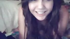 رقيقة مباشرة على سكس ...