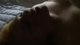 في سن المراهقة يحصل  ...