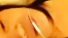 فتاة كاميرا ويب حصلت ...