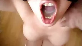يتمسك شقراء في محارم ...