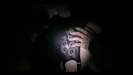 أعطى عداء رجل ناضج ف ...